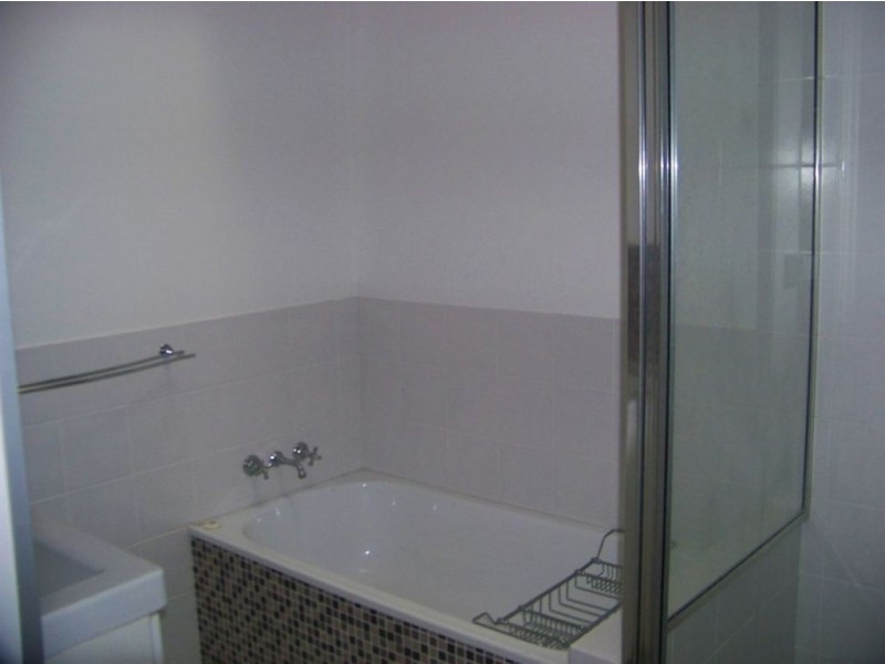 6/145 Central St, Labrador QLD 4215