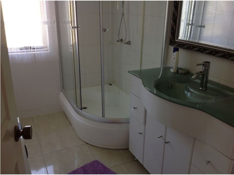 10 Harley Street, Labrador QLD 4215