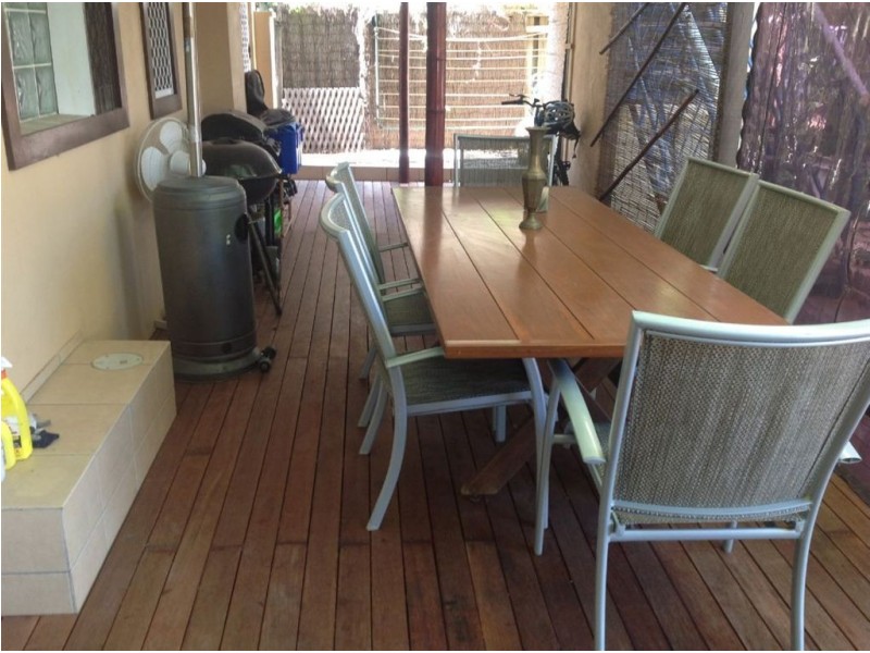 10 Harley Street, Labrador QLD 4215