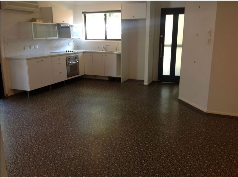 6/145 Central Street, Labrador QLD 4215