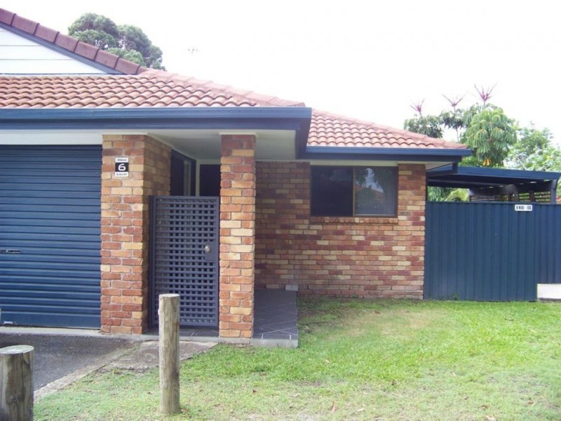 6/145 Central Street, Labrador QLD 4215