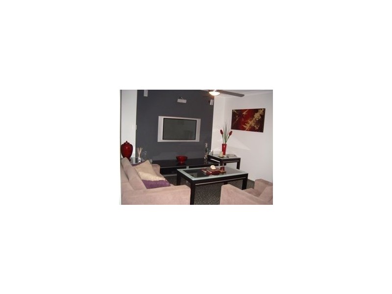 6/145 Central Street, Labrador QLD 4215