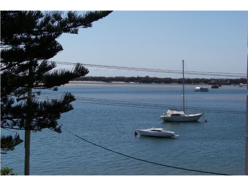 10/282 Marine Parade, Labrador QLD 4215