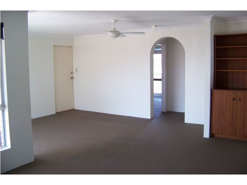 10/282 Marine Parade, Labrador QLD 4215