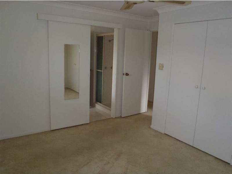 2/12 Sanctuary Court, Coombabah QLD 4216