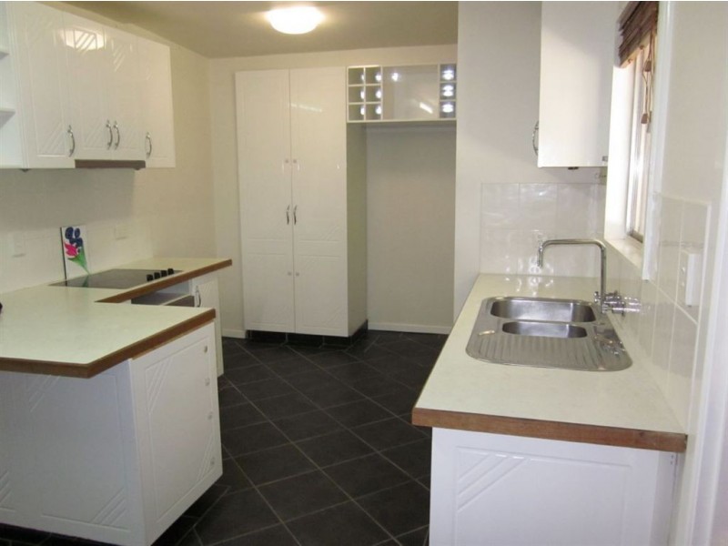 15 Goss Avenue, Labrador QLD 4215