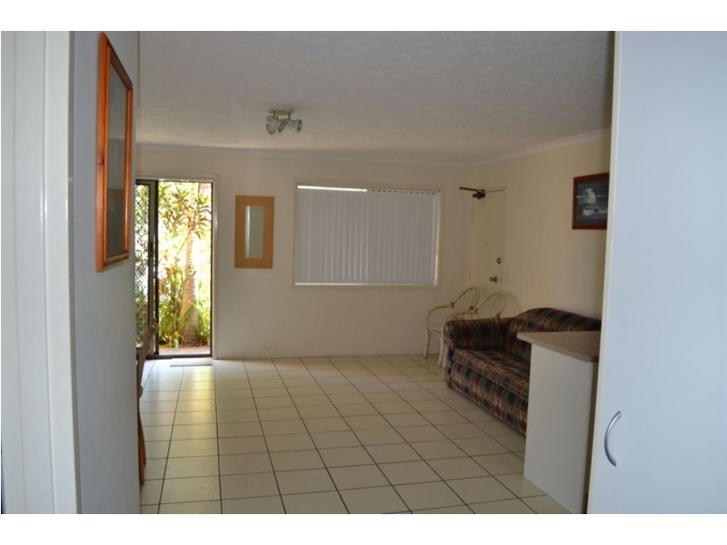 3/9 Bradford Street, Labrador QLD 4215