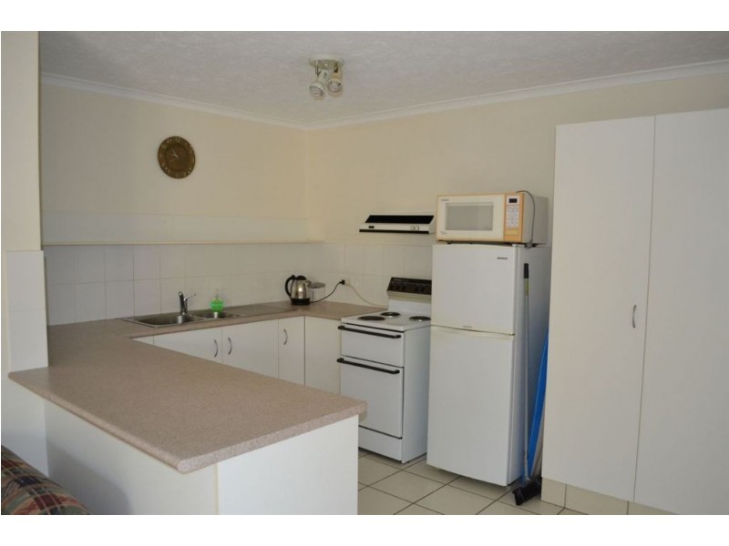 3/9 Bradford Street, Labrador QLD 4215