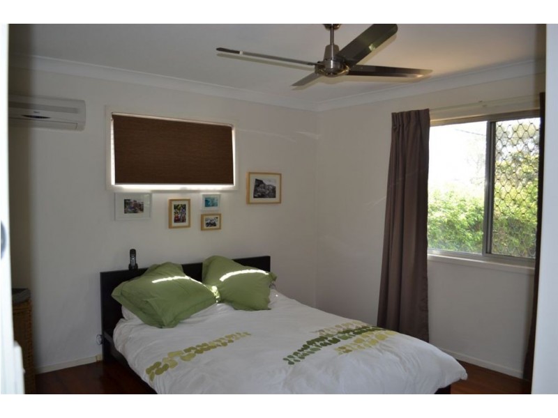 17 Arthur Street, Biggera Waters QLD 4216