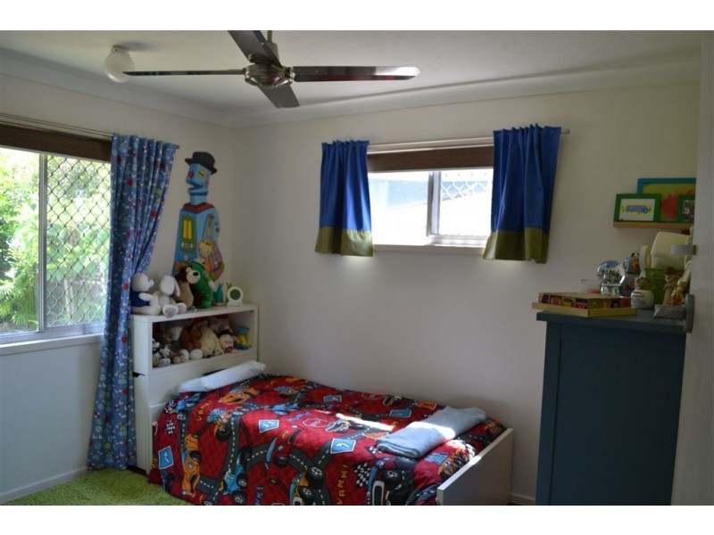 17 Arthur Street, Biggera Waters QLD 4216