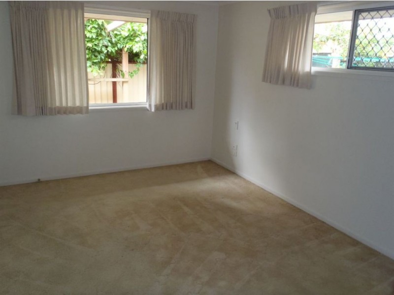 2/12 Sanctuary Court, Coombabah QLD 4216