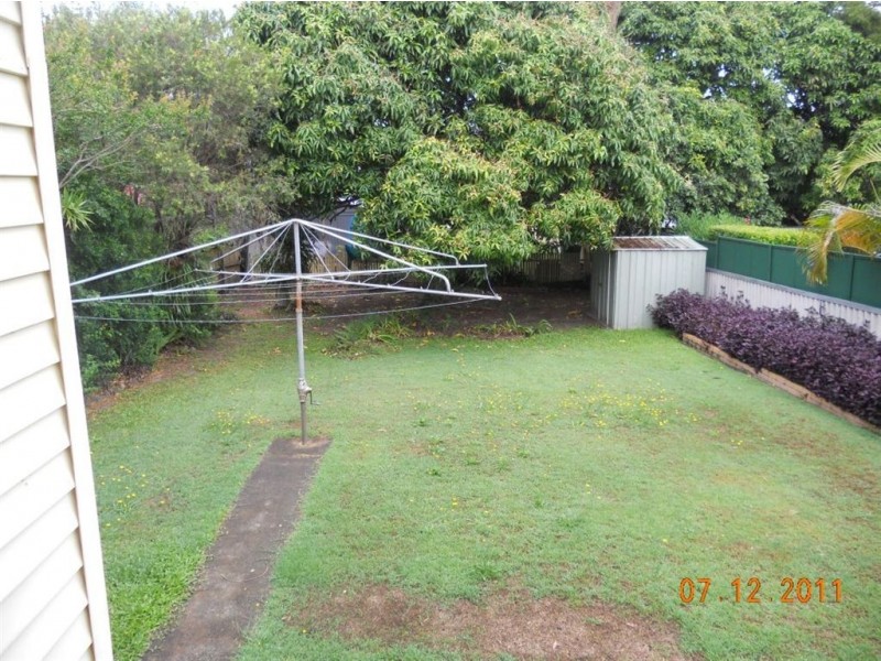 15 Vernon Avenue, Labrador QLD 4215