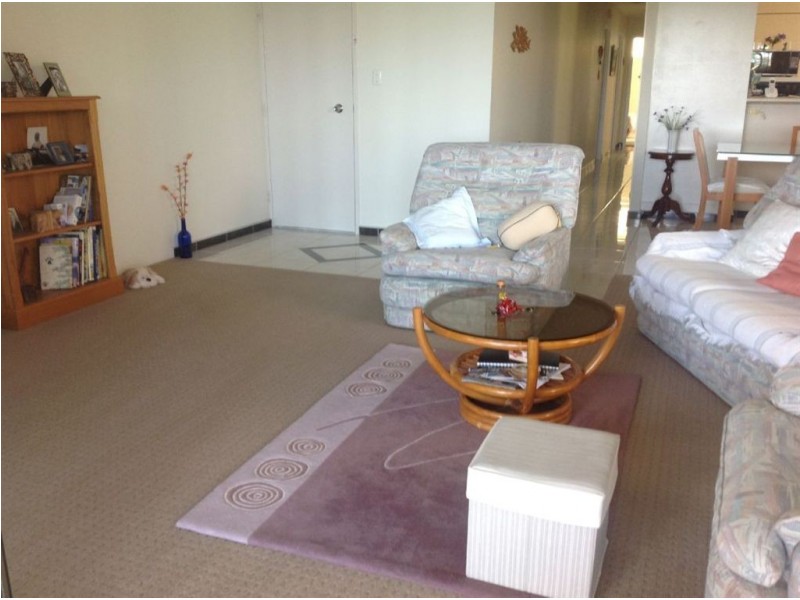 2/540 Marine Parade, Biggera Waters QLD 4216