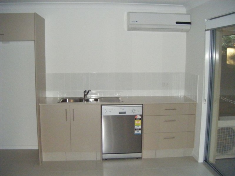 8/446 – 448 Pine Ridge Road, Coombabah QLD 4216