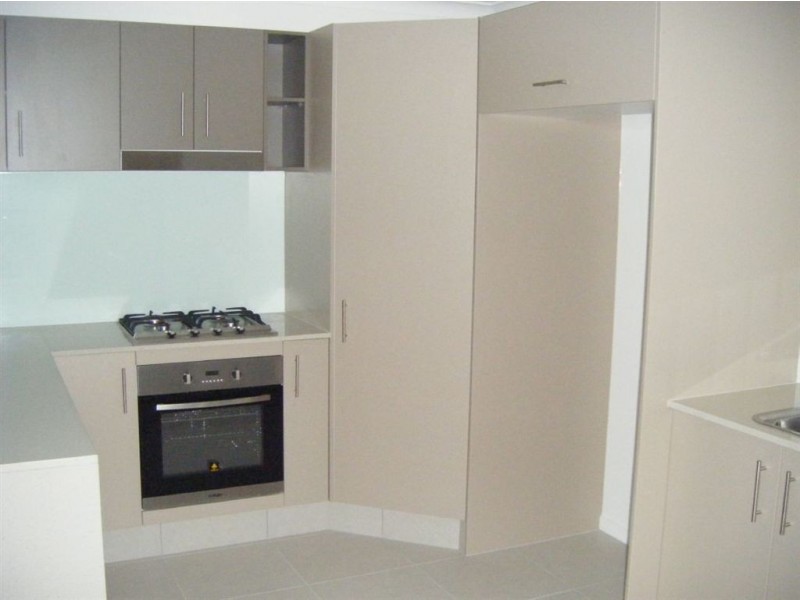 8/446 – 448 Pine Ridge Road, Coombabah QLD 4216