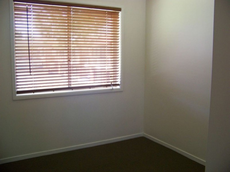 4/171 Muir St, Labrador QLD 4215