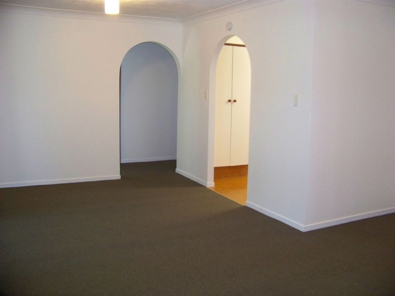 4/171 Muir St, Labrador QLD 4215