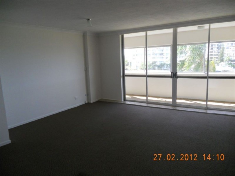 13/554 Marine Parade, Biggera Waters QLD 4216