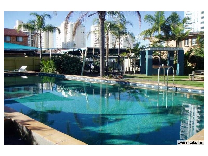 6/125 Frank Street, Labrador QLD 4215