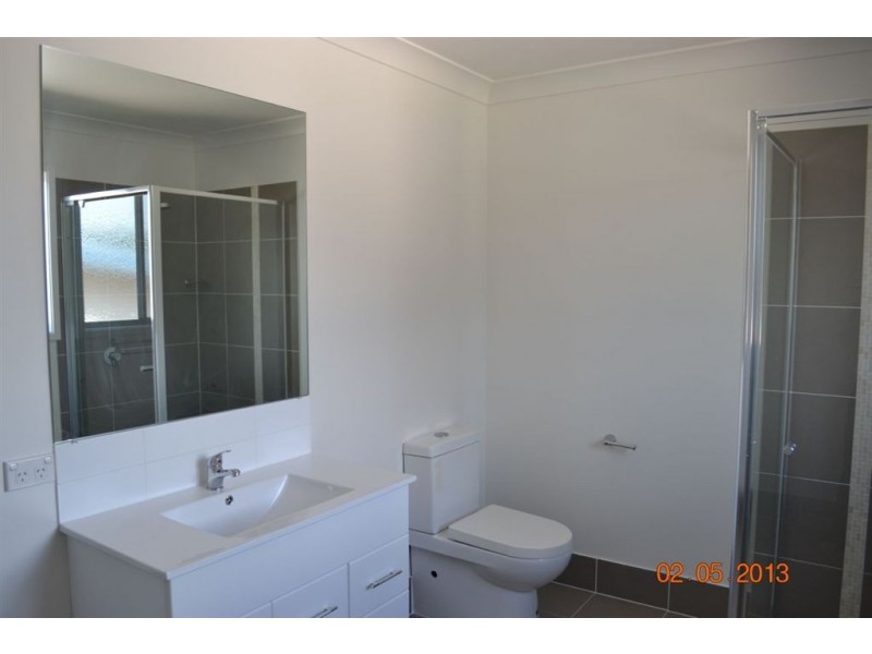 3B Brookside Road, Labrador QLD 4215