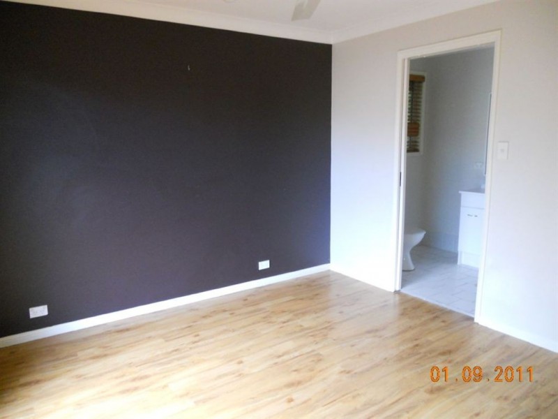 2/20 Annette Court, Labrador QLD 4215