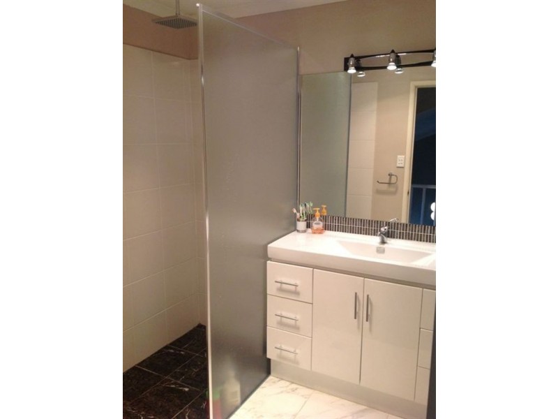 12/1a Alison Road, Carrara QLD 4211