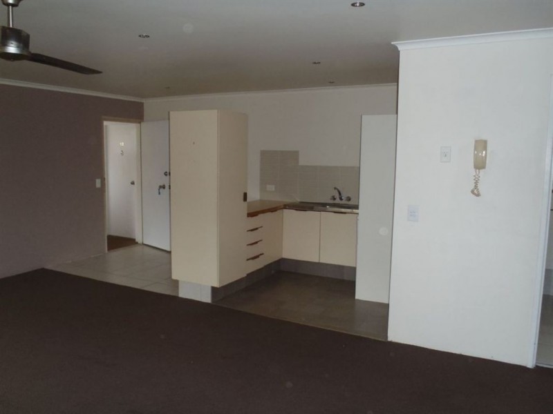 11/9 Loder Street, Biggera Waters QLD 4216