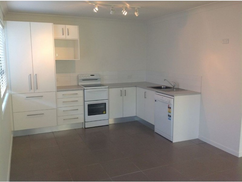 3C Brookside Road, Labrador QLD 4215