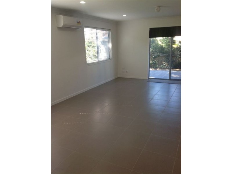 3C Brookside Road, Labrador QLD 4215