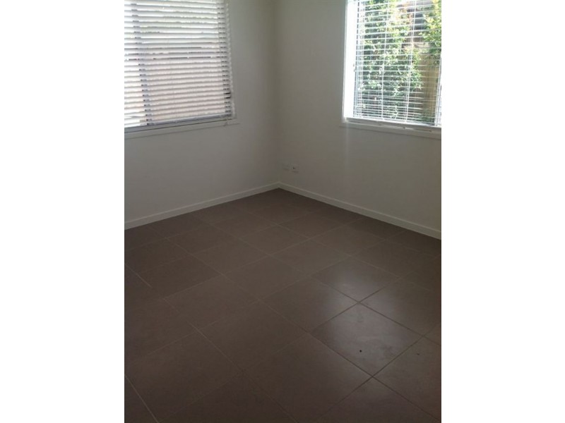 3C Brookside Road, Labrador QLD 4215