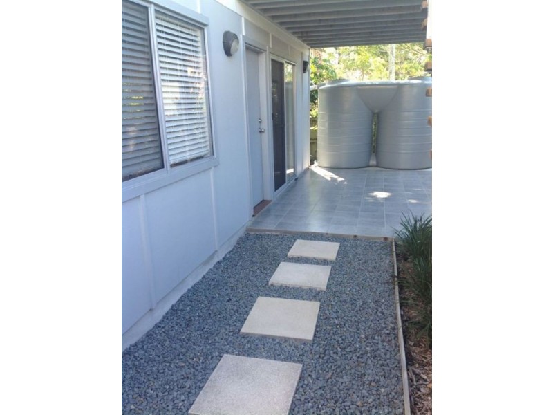 3C Brookside Road, Labrador QLD 4215