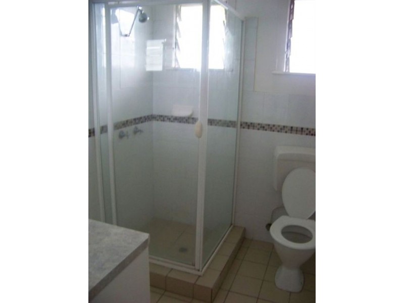 6/151 Frank St, Labrador QLD 4215