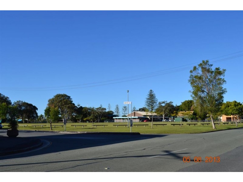 26 Broad Street, Labrador QLD 4215