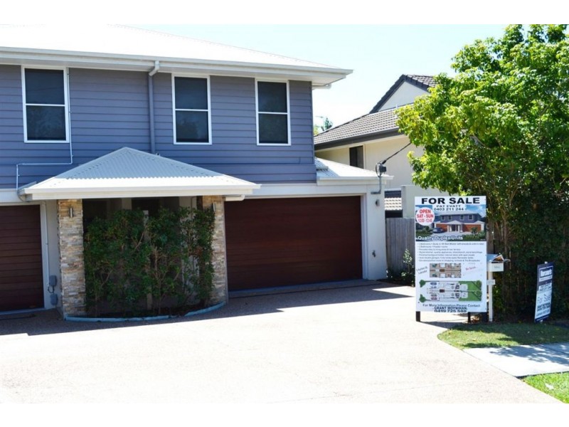 2/5 Ashton Street, Labrador QLD 4215