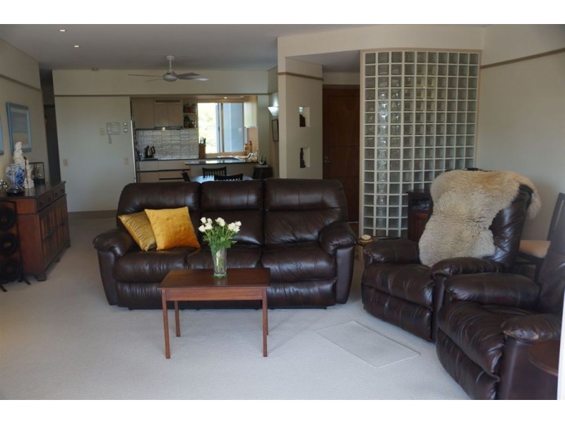 9/76 Chichester Drive, Arundel QLD 4214