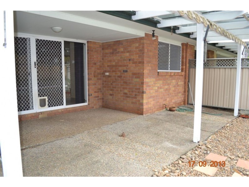 2/7a Government Road, Labrador QLD 4215