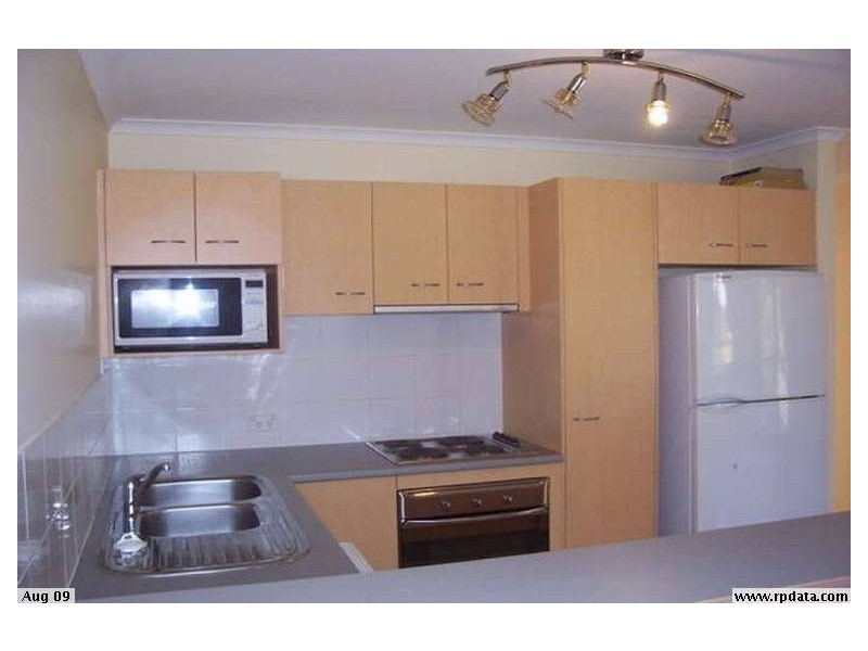 7/9 Bright Ave, Labrador QLD 4215
