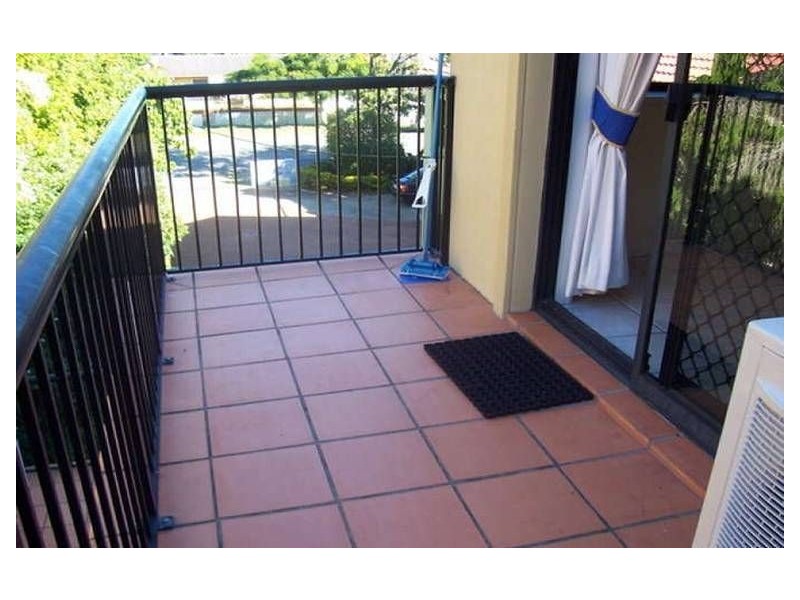 7/9 Bright Ave, Labrador QLD 4215