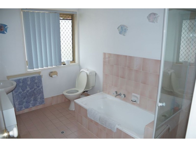 29/469 Pine Ridge Road, Runaway Bay QLD 4216