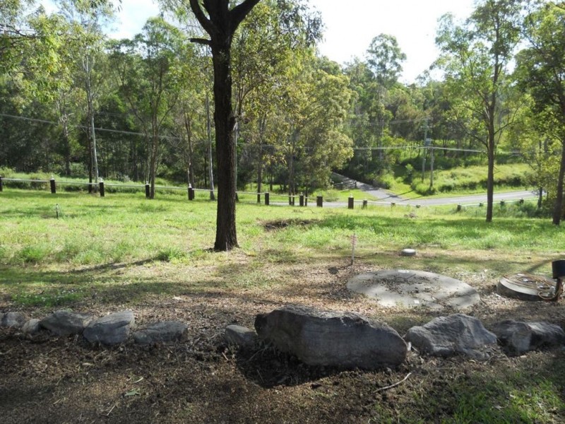 230 Guanaba Creek Road, Guanaba QLD 4210