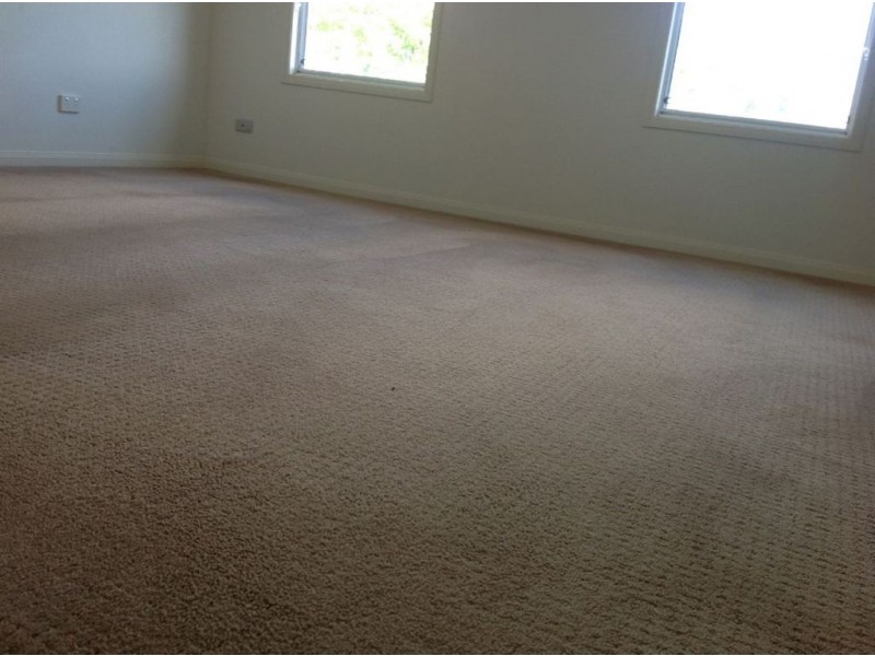 2/5 Ashton Street, Labrador QLD 4215