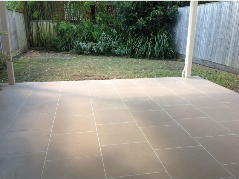 2/5 Ashton Street, Labrador QLD 4215