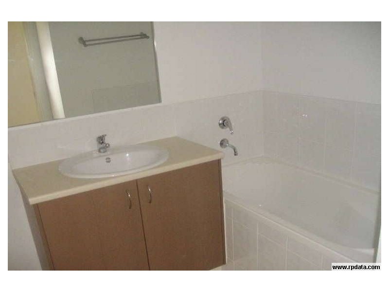 5/131 Muir Street, Labrador QLD 4215