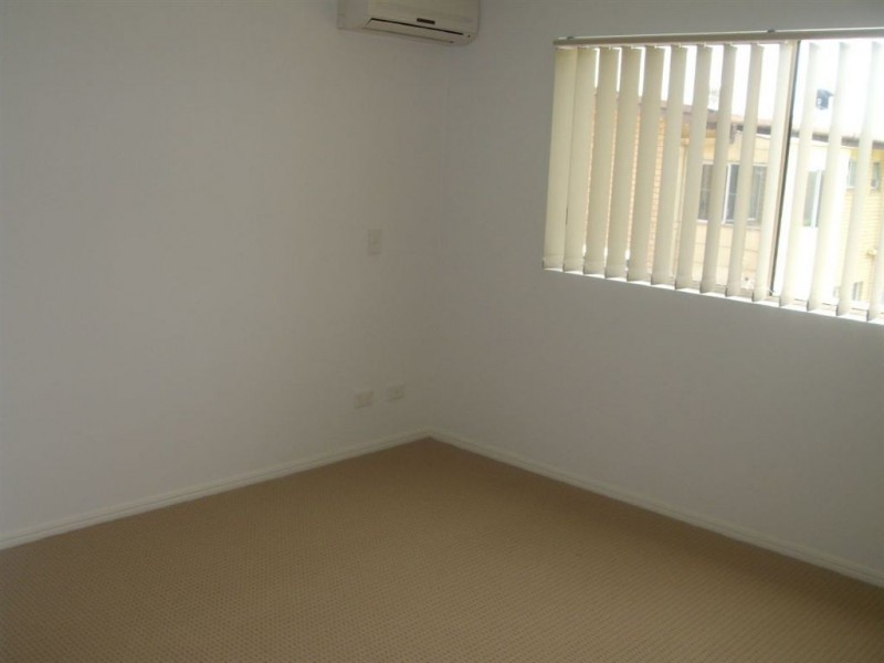 5/131 Muir Street, Labrador QLD 4215