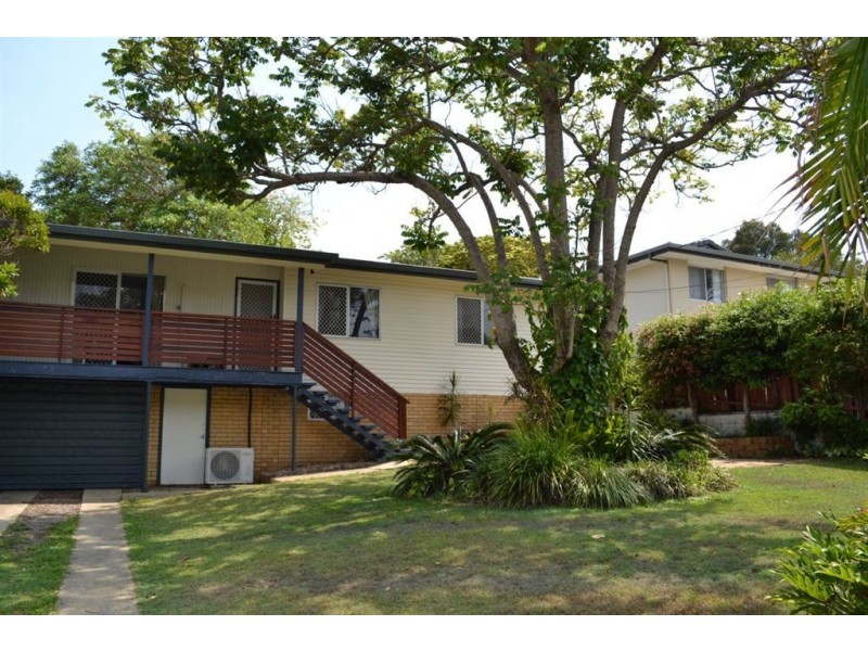 17 Arthur Street, Biggera Waters QLD 4216