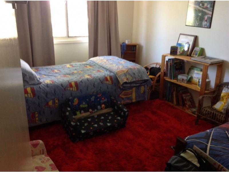 17 Arthur Street, Biggera Waters QLD 4216