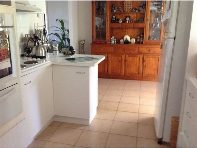 17 Arthur Street, Biggera Waters QLD 4216