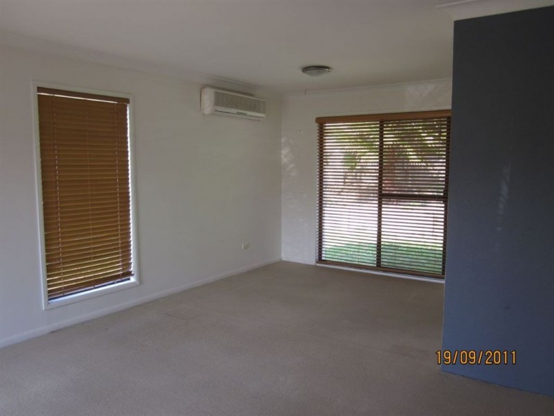 71 Allied Drive, Arundel QLD 4214