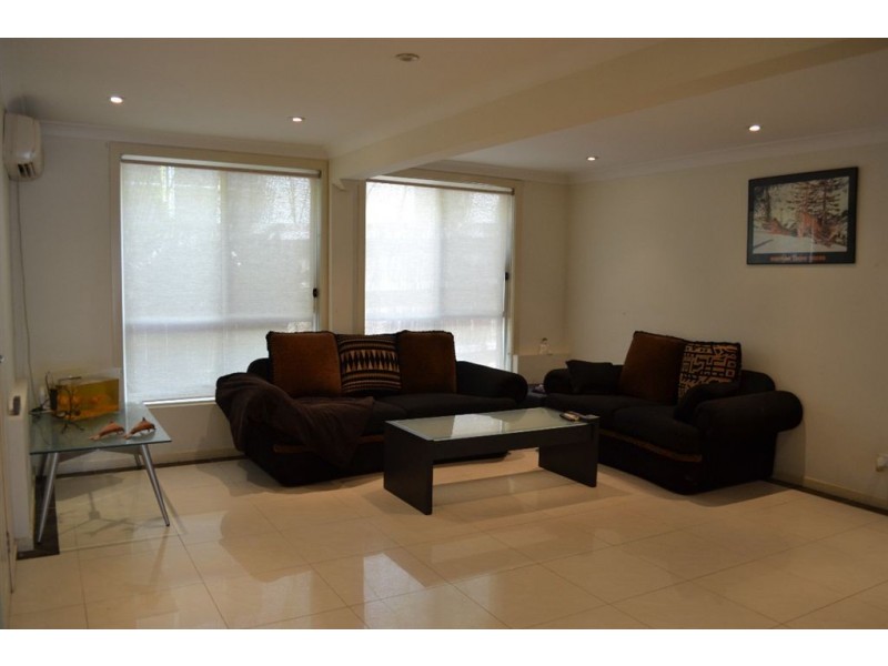 48 Government Road, Labrador QLD 4215