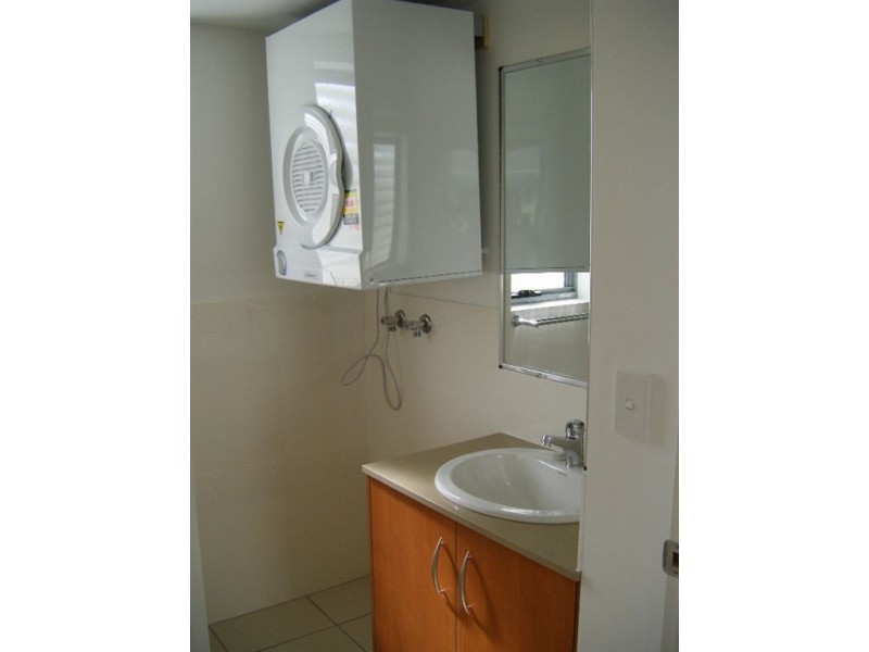 1/7 Phillip Street, Labrador QLD 4215